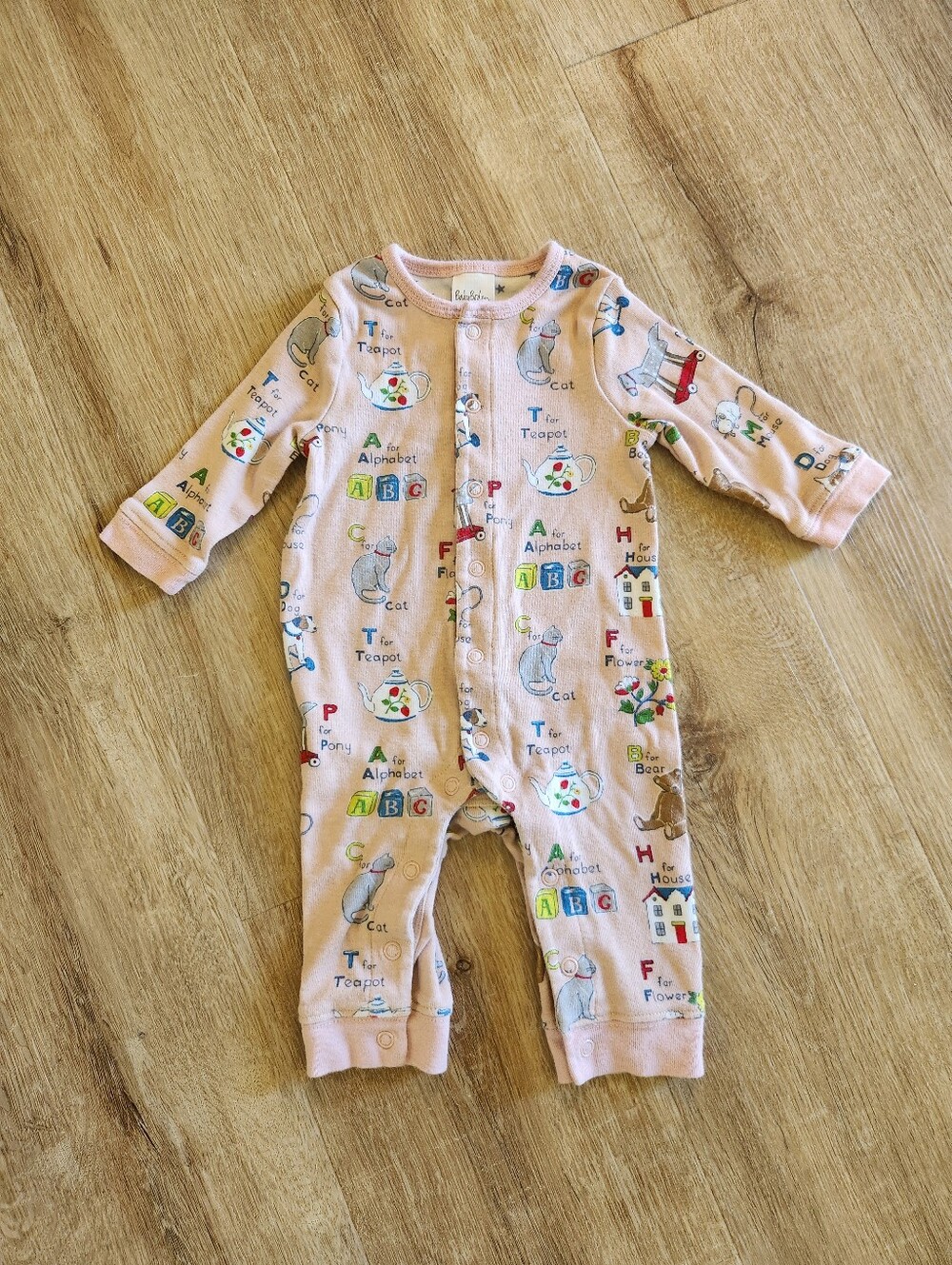 Baby Boden ABC Alphabet Print Pink Long Sleeve One Piece Romper Size 0-3 Months